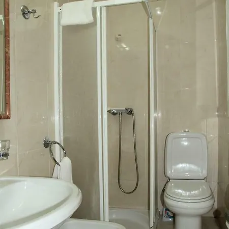 Casa de hóspedes Residencial Stª Joana 3*